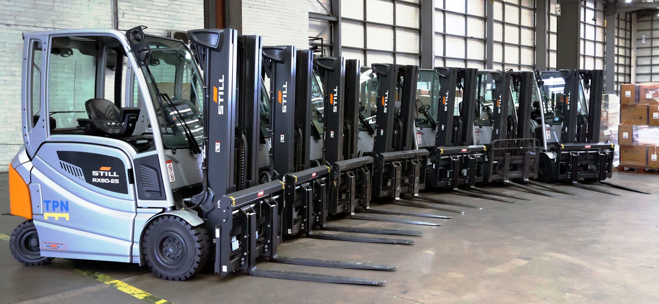 TMH supplies new Still Forklifts